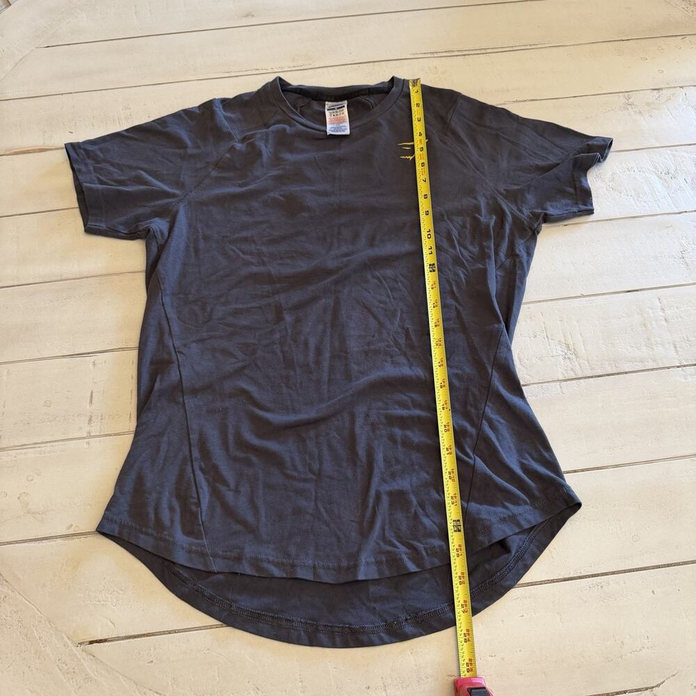 Gymshark Tshirt Ladies Size Medium - Picture 3 of 5